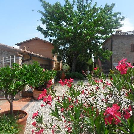 Fullino Nero Rta - Residenza Turistico Alberghiera Siena Exteriör bild