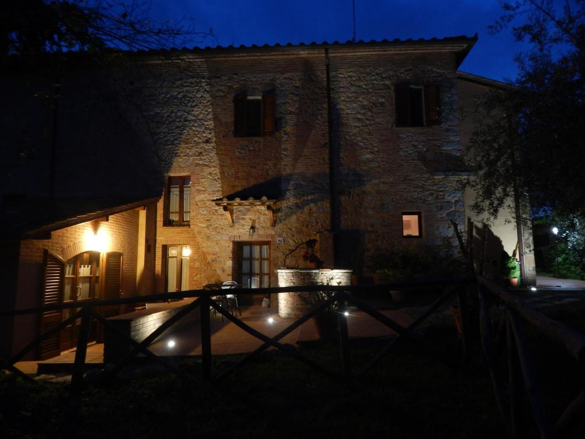 Fullino Nero Rta - Residenza Turistico Alberghiera Siena Exteriör bild