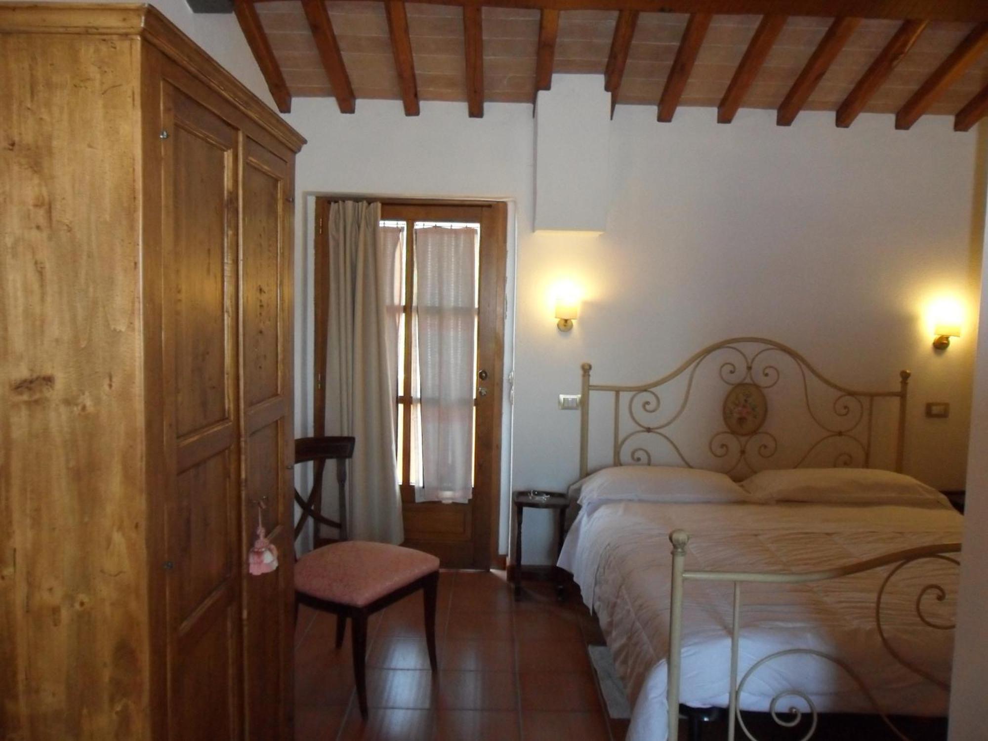 Fullino Nero Rta - Residenza Turistico Alberghiera Siena Exteriör bild