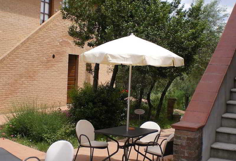 Fullino Nero Rta - Residenza Turistico Alberghiera Siena Exteriör bild
