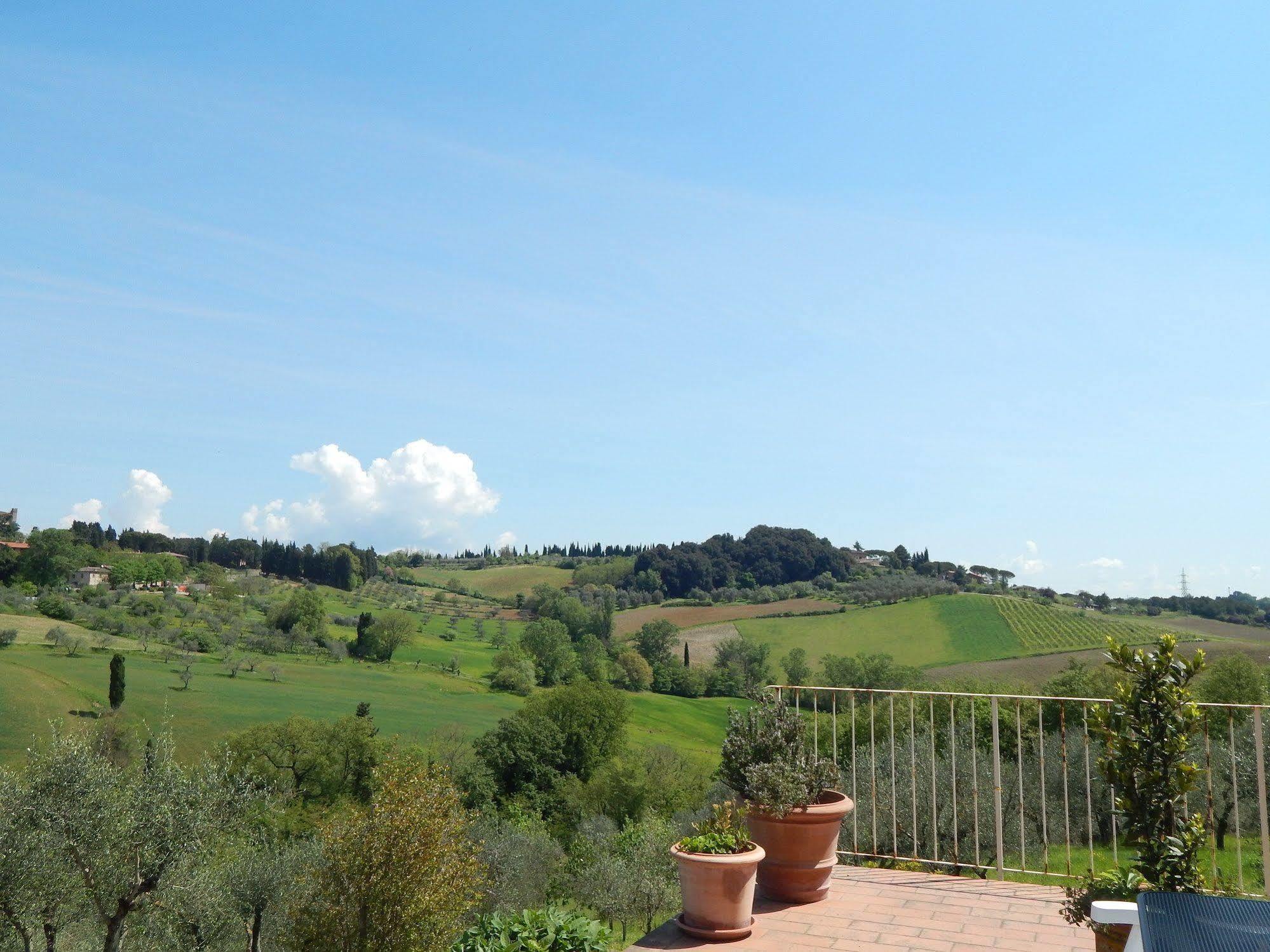 Fullino Nero Rta - Residenza Turistico Alberghiera Siena Exteriör bild