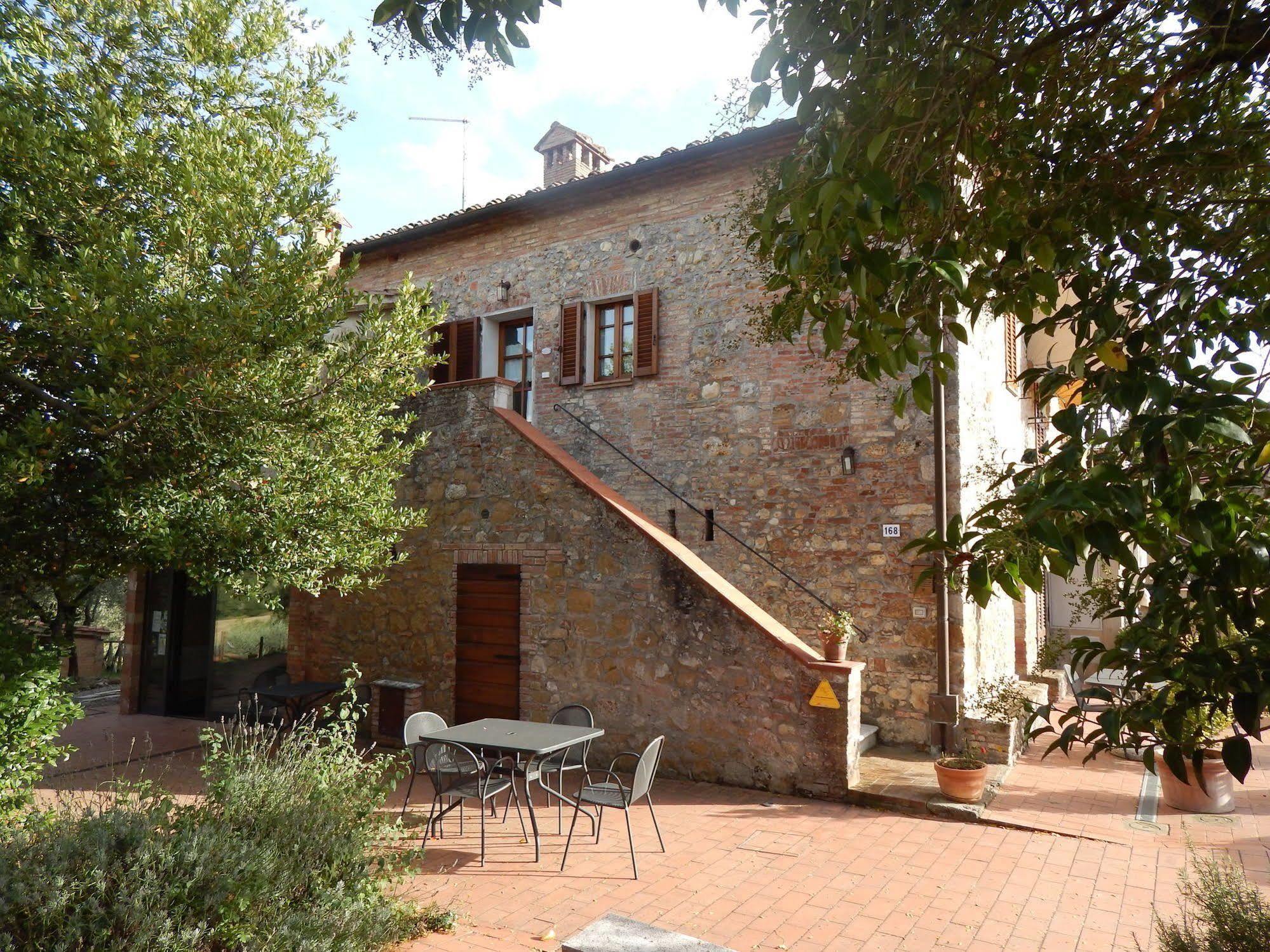 Fullino Nero Rta - Residenza Turistico Alberghiera Siena Exteriör bild