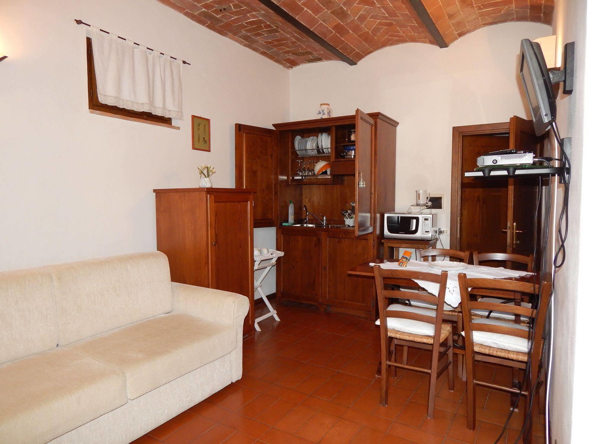 Fullino Nero Rta - Residenza Turistico Alberghiera Siena Exteriör bild