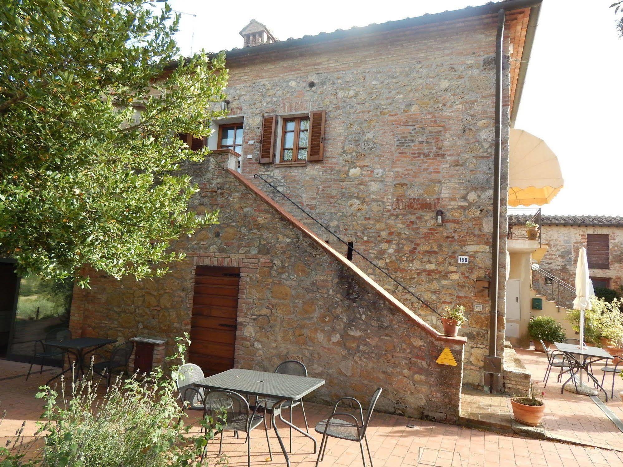 Fullino Nero Rta - Residenza Turistico Alberghiera Siena Exteriör bild