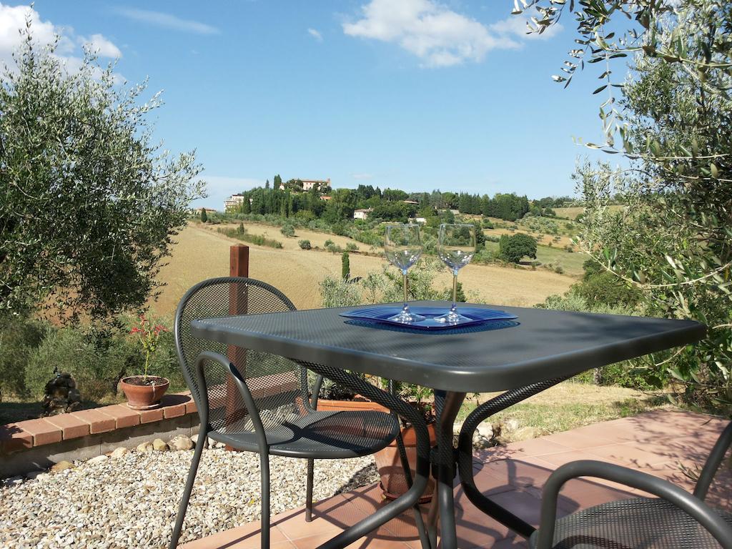 Fullino Nero Rta - Residenza Turistico Alberghiera Siena Exteriör bild